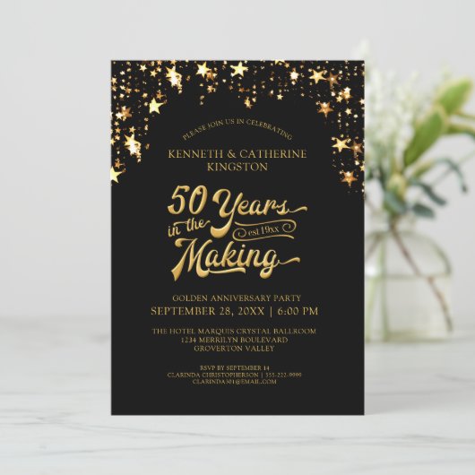 Invitation 50e anniversaire étoiles noires et or 50 ANS (Debout devant)