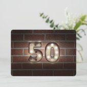 Invitation 50e anniversaire Fête-marquee lumières sur brique (Debout devant)