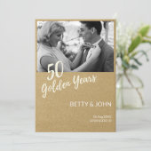 Invitation 50e anniversaire – Photo classique or (Debout devant)