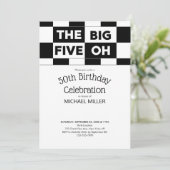 Invitation 50e fête d'anniversaire Noir Blanc À damiers Motif (Debout devant)