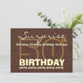 Invitation 50e SUPRISE Anniversaire Chocolat et Or W044A (Debout devant)