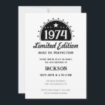 Invitation 50th Birthday Limited Edition<br><div class="desc">Fun Simple Faux Whiskey / Bière étiquette a stylisé les invitations de fête d'anniversaire adulte. Tout le texte peut être édité pour vos besoins personnels. Noir et blanc minimal - Design Vintage classique.</div>