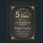 Invitation 5e anniversaire Mariage - Chalkboard Gold<br><div class="desc">Invitation du 5e anniversaire du Mariage. Design vintage élégant avec motif en damier noir et faux or. Fonctionne la police de script. Salut à 5 ans ! Peut être personnalisé dans n'importe quelle année de mariage! Message-moi si vous avez besoin d'une personnalisation plus poussée.</div>