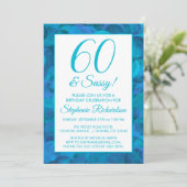 Invitation 60 et Sassy Ocean Blue fête d'anniversaire Turquoi (Debout devant)