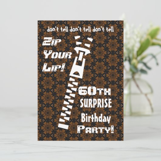 Invitation 60e SURPRISE Anniversaire Brown Stars Zip Your Lip (Debout devant)