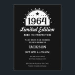 Invitation 60th Birthday Limited Edition<br><div class="desc">Fun Simple Faux Whiskey / Bière étiquette a stylisé les invitations de fête d'anniversaire adulte. Tout le texte peut être édité pour vos besoins personnels. Noir et blanc minimal - Design Vintage classique.</div>