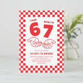 Invitation 67 Meme Trend Red Kids 7th Birthday Party (Debout devant)