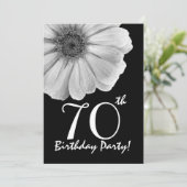 Invitation 70e anniversaire Modèle de la marguerite noire et  (Debout devant)