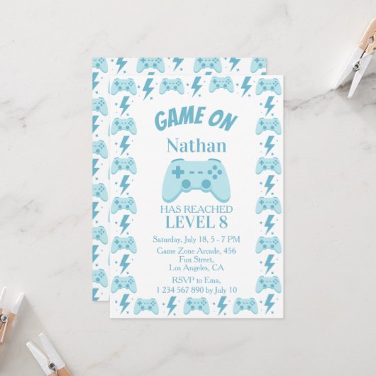 Invitation 8e anniversaire garçon | Fête de jeu vidéo - Nivea (Devant/Arrière en situation)