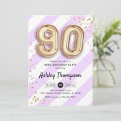 Invitation 90e anniversaire - Ballons d'or à rayures violette (Debout devant)