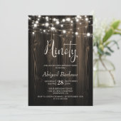 Invitation 90e anniversaire Rustic Wood Party (Debout devant)