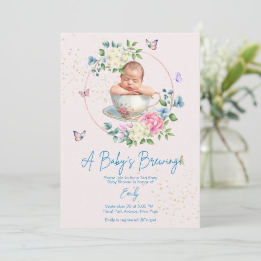 Invitation A Baby is Brewing Blush Pink Baby Shower (Debout devant)