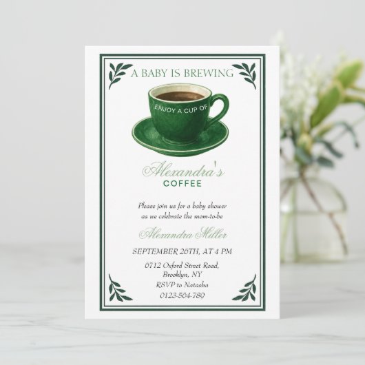 Invitation A Baby Is Brewing Coffee Cup Baby Shower (Debout devant)