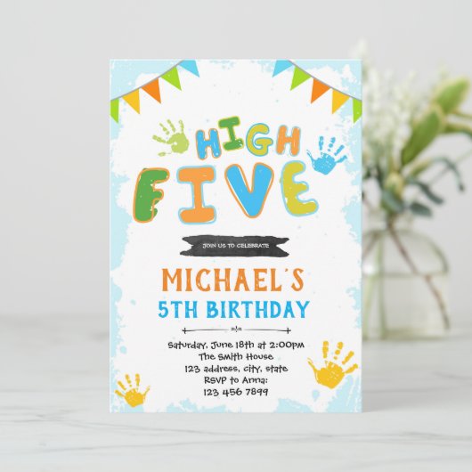 Invitation à cinq ans (Debout devant)