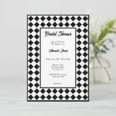Invitation à damiers simple Fête des mariées moderne en noir  (Debout devant)