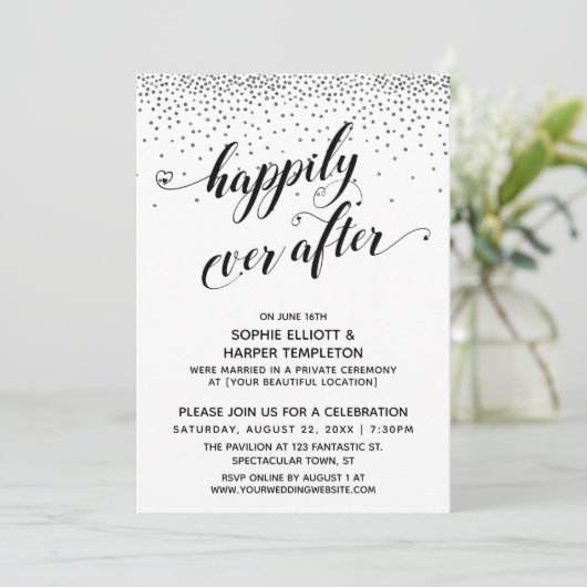 Invitation À jamais, coeurs de script "Happily Ever Ever" con (Debout devant)