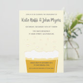 Invitation à la brasserie de bière artisanale (Debout devant)