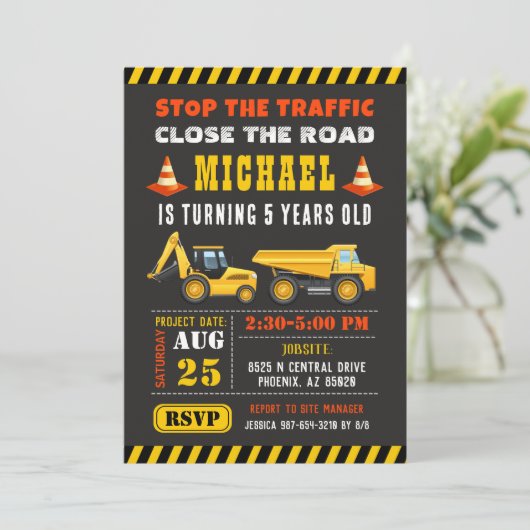 Invitation à la construction, fête du bâtiment Ann (Debout devant)