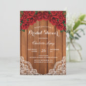 Invitation à la douche de la nuptiale rouge Bois r (Debout devant)