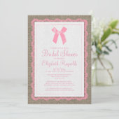 Invitation à la douche nuptiale Burlap pour un pay (Debout devant)