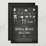 Invitation à la douche nuptiale Chalkboard Kitchen<br><div class="desc">Stock de la douche Kitchen avec des croquis d'outils de cuisine en blanc sur un arrière - plan populaire en tableau noir.  Visitez notre boutique pour trouver les articles correspondants.</div>