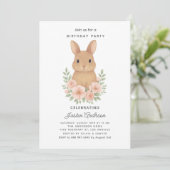 Invitation à la fête d'anniversaire avec lapin et  (Debout devant)
