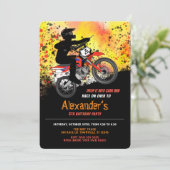 Invitation à la fête d'anniversaire de Dirt Bike/M (Debout devant)