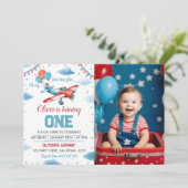 Invitation à la fête d'anniversaire de l'avion vin (Debout devant)