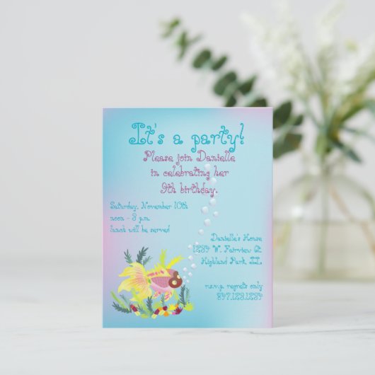 Invitation à la fête d'anniversaire de l'enfant de (Debout devant)