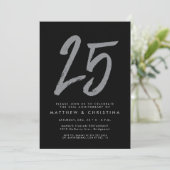 Invitation à la fête d'anniversaire des 25 ans ave (Debout devant)