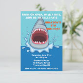 Invitation à la fête d'anniversaire des requins (Debout devant)
