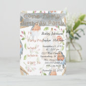 Invitation à la fête d'anniversaire d'oiseaux et d (Debout devant)