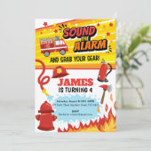 Invitation à la fête d'anniversaire du camion d'in (Debout devant)