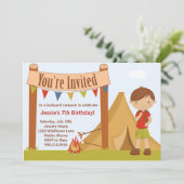 Invitation à la fête d'anniversaire du camping (Debout devant)