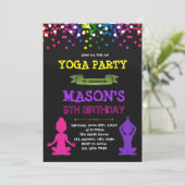 Invitation à la fête d'anniversaire du yoga (Debout devant)