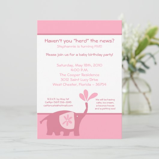 Invitation à la fête d'anniversaire d'un éléphant (Debout devant)