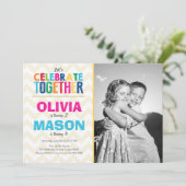 Invitation à la fête d'anniversaire jumelle (Debout devant)