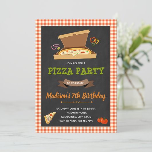 Invitation à la fête de la pizza (Debout devant)