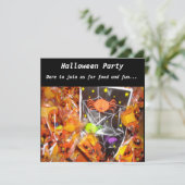 Invitation à la fête d'Halloween des araignées et (Debout devant)
