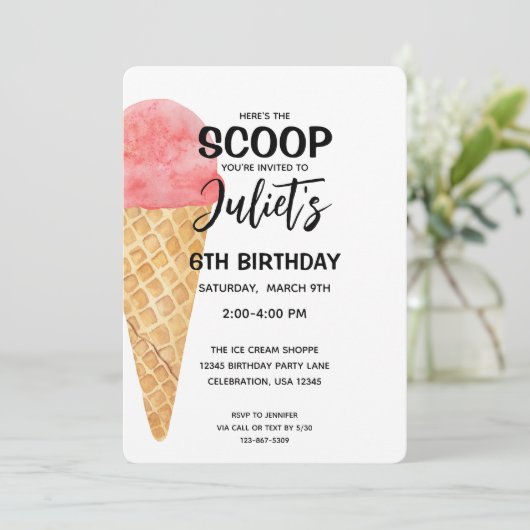 Invitation à la fête rose de la crème glacée de la (Debout devant)