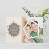 Invitation à la maison doux à la maison de photo (Debout devant)