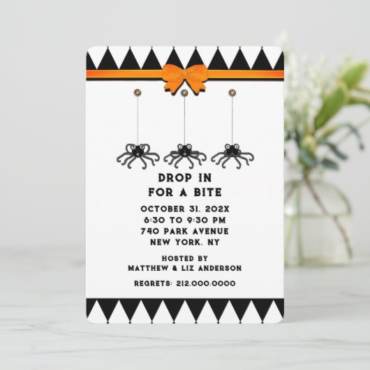 Invitation à la Maison ouverte d'Halloween (Debout devant)