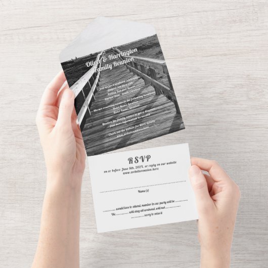 Invitation à la réunion de famille avec RSVP (Déchirure)