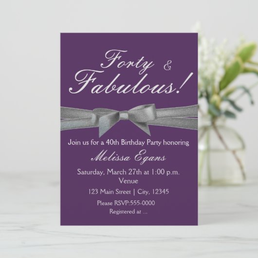 Invitation à la soirée arc en ruban violet et arge (Debout devant)