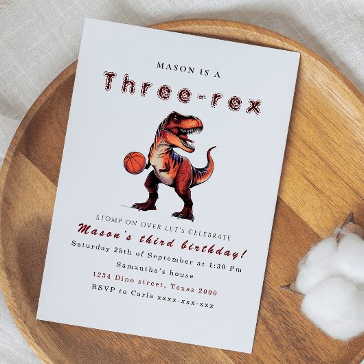 Invitation à l'anniversaire de dinosaures à trois 