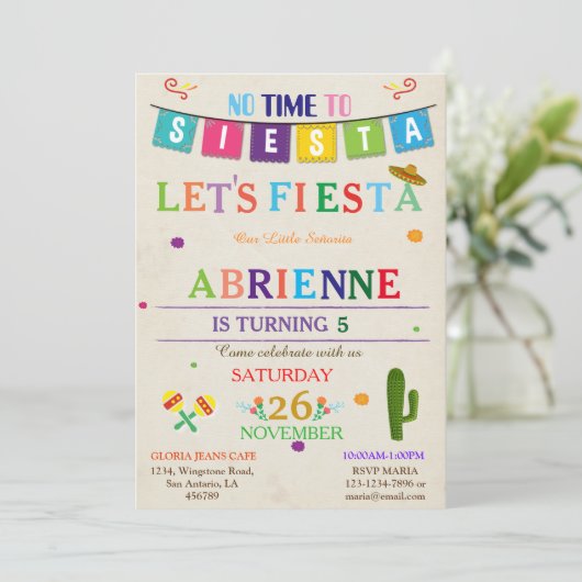 Invitation à l'anniversaire de Fiesta (Debout devant)