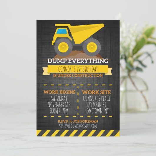 Invitation à l'anniversaire de la construction de  (Debout devant)