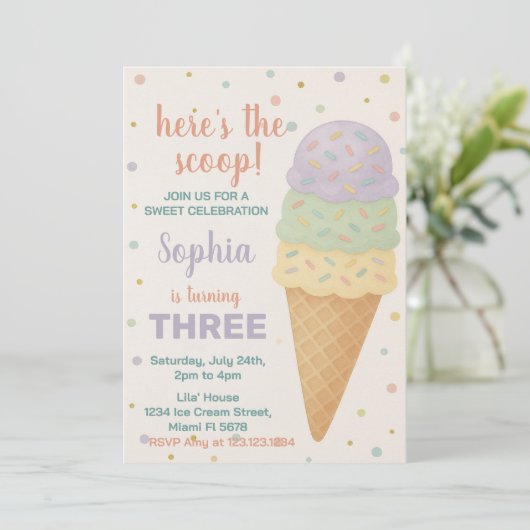 Invitation à l'anniversaire de la crème glacée mod (Debout devant)