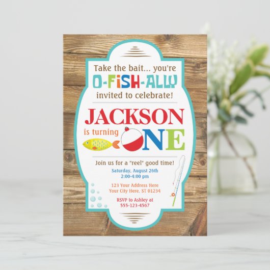 Invitation à l'anniversaire de la pêche (Debout devant)