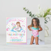 Invitation à l'anniversaire de la piscine Unicorn  (Debout devant)